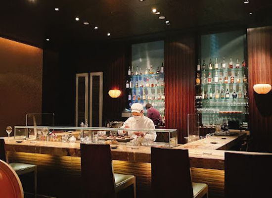 japan/tokyo/restaurant/tapas-molecular-bar