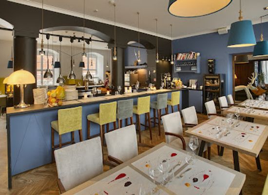 latvia/slitere-national-park/restaurant/3-pavaru-restorans-tam-labam-bus-augt