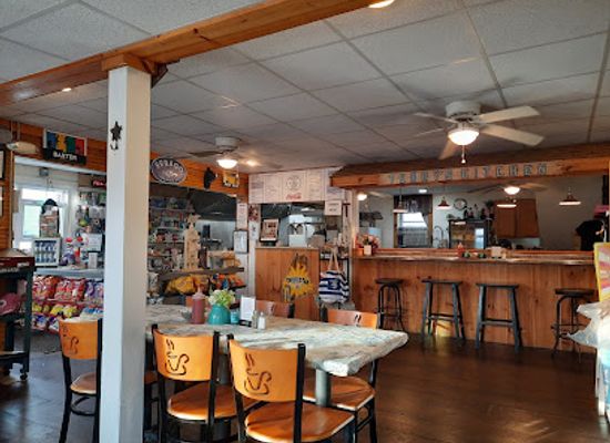 maine/old-orchard-beach/restaurant/tami-lyn-s-place