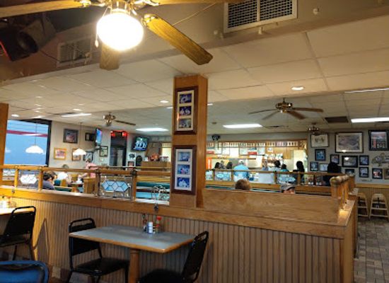 alabama/auburn/restaurant/byron-s-smokehouse