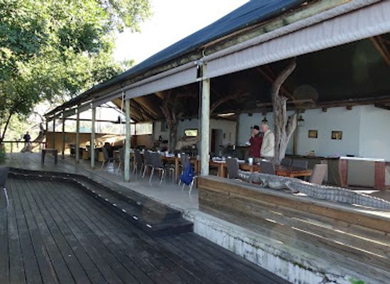 zambia/lufupa-river-camp/restaurant/lufupa-river-camp