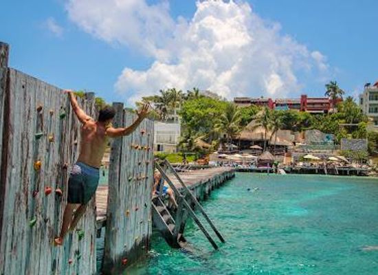 mexico/cancun/restaurant/kin-ha-isla-mujeres-restaurant