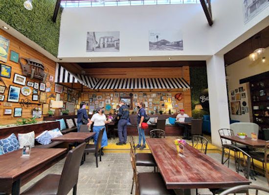 guatemala/quetzaltenango/restaurant/baviera-cafe