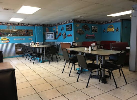 alabama/sand-mountain/restaurant/smokey-hollow-restaurant