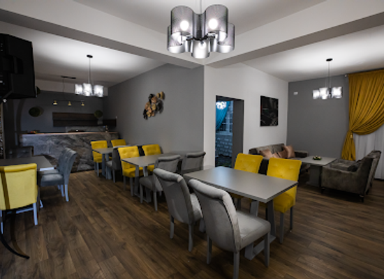 romania/moldova-area/restaurant/restaurant-moldavian-burger