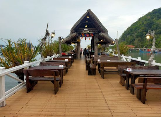 malaysia/langkawi-archipelago/restaurant/fish-farm-restaurant-resort
