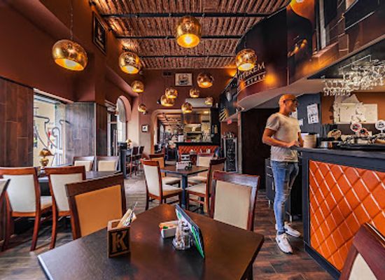hungary/szombathely/restaurant/komlo-etterem-kavezo