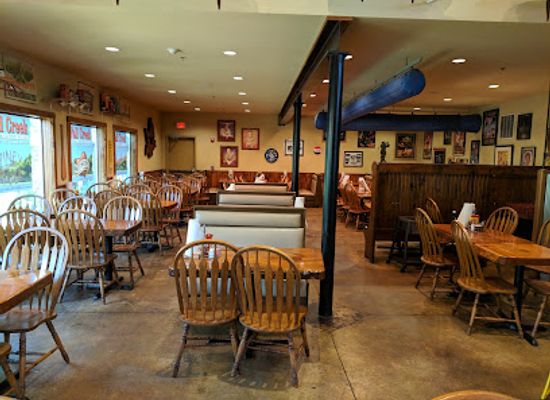 missouri/table-rock-lake/restaurant/fall-creek-steak-and-catfish-house