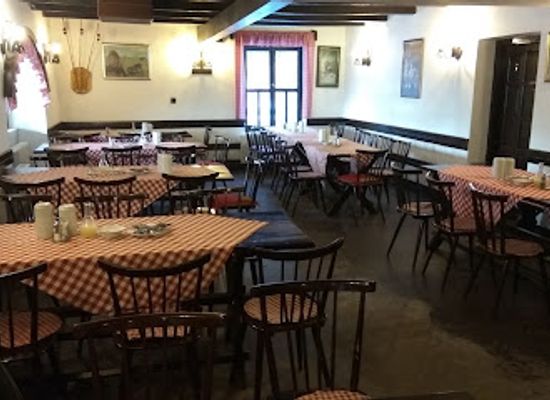 hungary/kiskunsag/restaurant/lopofa-csarda