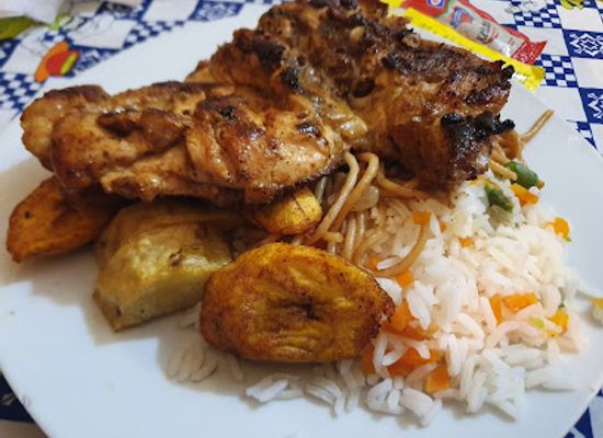 bolivia/cordillera-real/restaurant/parrillas-el-chef