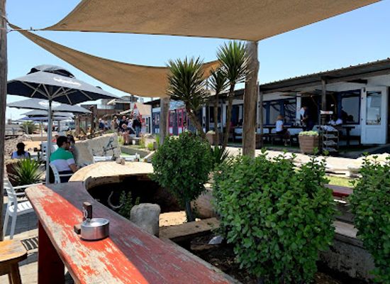 namibia/walvis-bay/restaurant/anchors-waterfront-restaurant