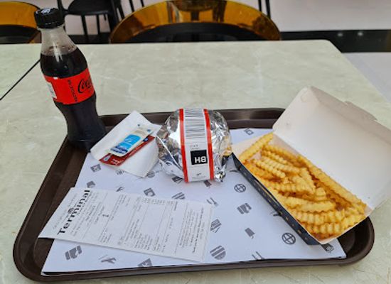 bahrain/saar/restaurant/3-lines-restaurant-saar-mall