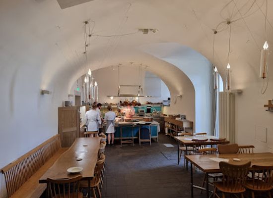 czechia/prague/hradcany/restaurant/kuchyn