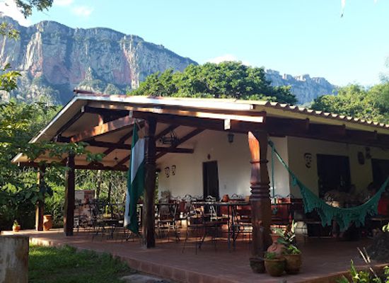 bolivia/yungas/restaurant/restaurante-camping-las-piedras