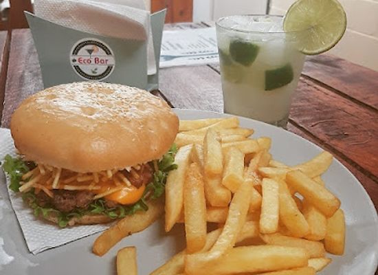 paraguay/hernandarias/restaurant/eco-bar