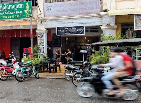 cambodia/kampot/restaurant/burgershack-kampot