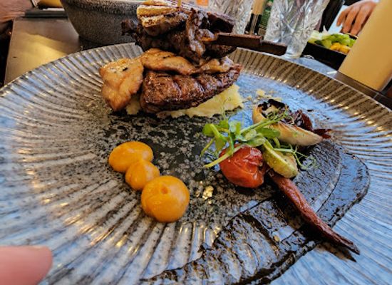 israel/sharon-plain/restaurant/bp
