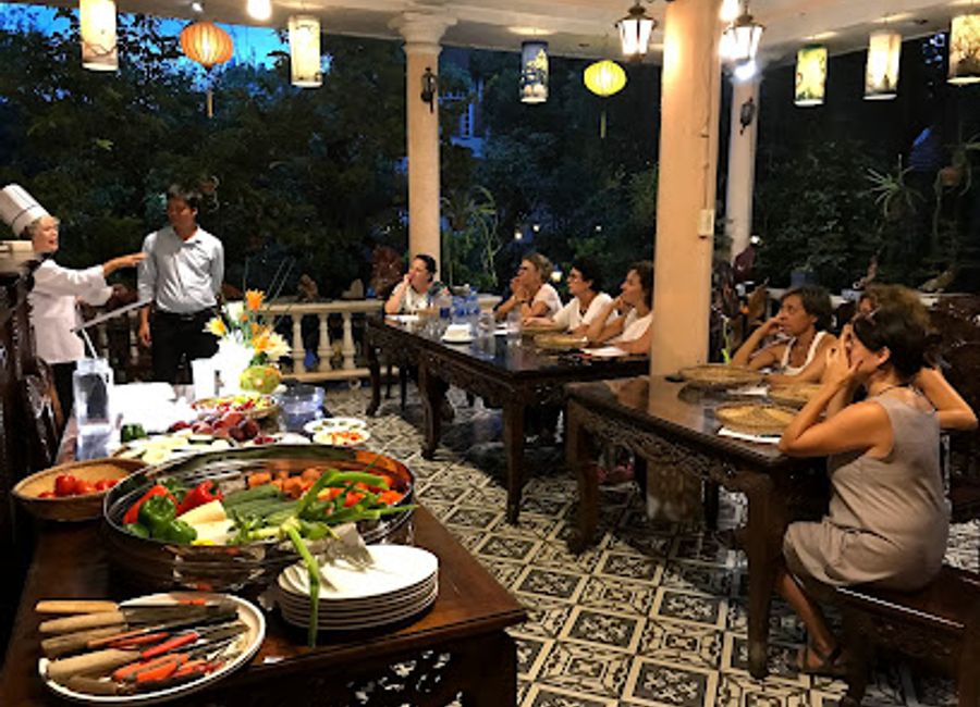 Discover the authentic taste of Vietnam at Tinh Gia Vien Restaurant in Huế, where tradition meets exquisite flavors.