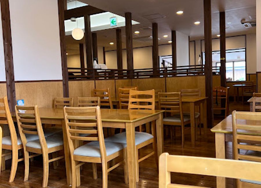 Discover fresh seafood delights at Ichiba-Shokudo Karo in Tottori - where authentic Japanese flavors meet casual dining.