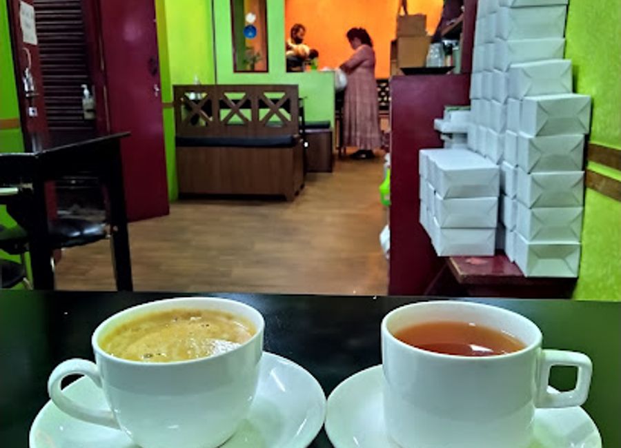 Experience delightful sandwiches and fast food at Boneys in Chauk Bazaar, Darjeeling - the perfect pitstop during your travels.