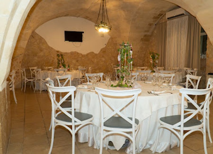 Experience authentic Northern and Southern Italian cuisine at Ciacco E Bacco, where every dish tells a story of tradition and flavor.