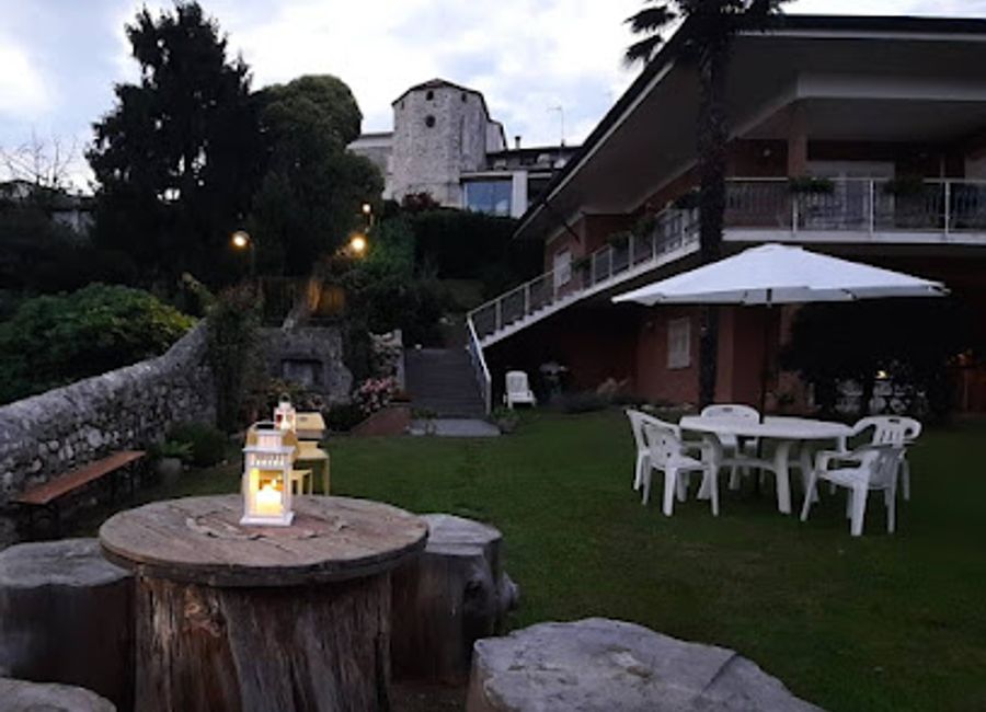 Discover authentic Italian flavors at Home Restaurant in Villa, where every dish is crafted with passion and locally sourced ingredients.