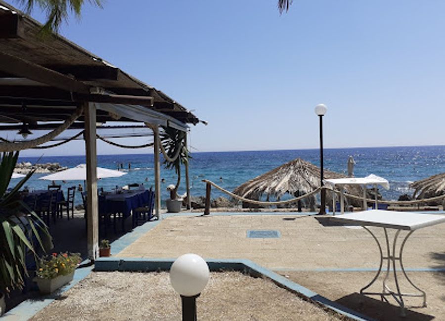 Experience authentic Greek cuisine at Taverna Alivizos-Asteria in Zakinthos - a must-visit destination for food enthusiasts.