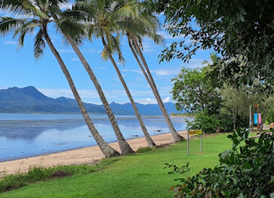 Experience stunning coastal views and vibrant pub culture at Marine Hotel in Cardwell - your gateway to relaxation and local flavors.