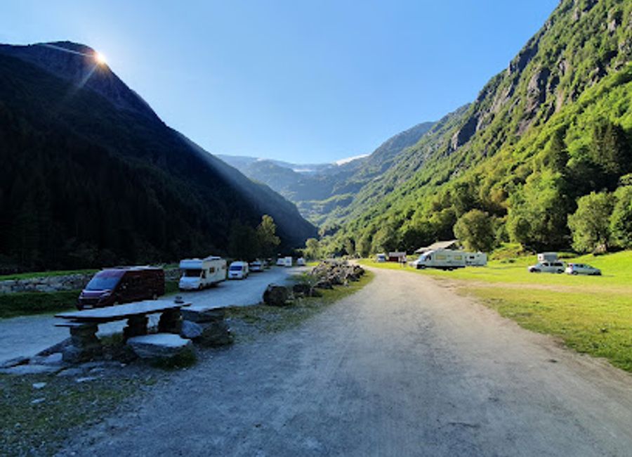 Day 1 Chasing Waterfalls and Mountain Dreams: My First Day in Trolltunga