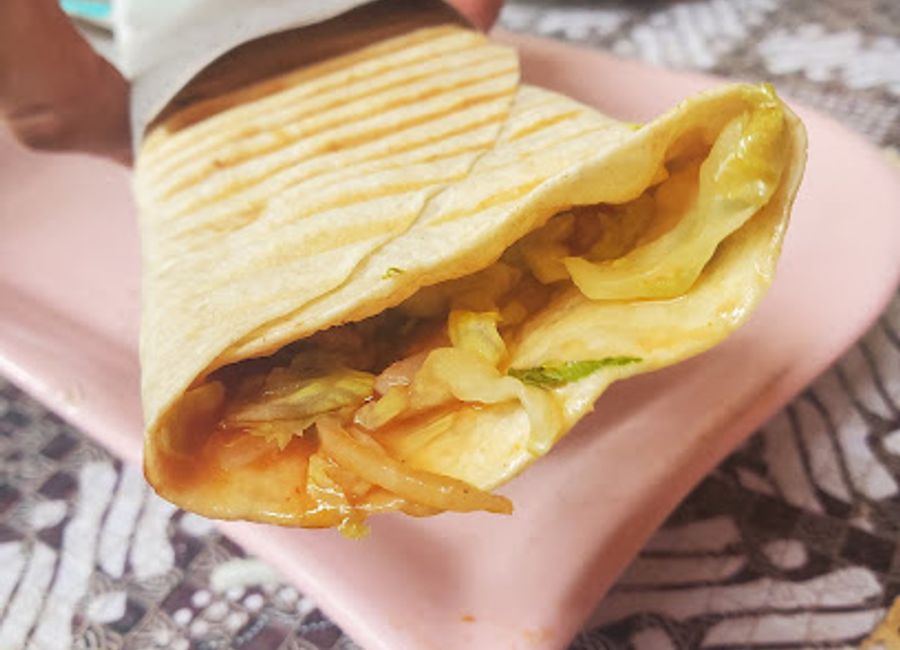 Discover culinary delights at Holiday Restaurant in Pamukkale - where local flavors meet international cuisine amidst stunning scenery.