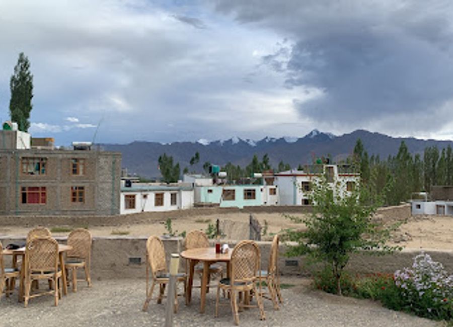 Experience the flavors of Ladakh at Bon Appetit, where local delicacies meet global cuisine in an inviting atmosphere.