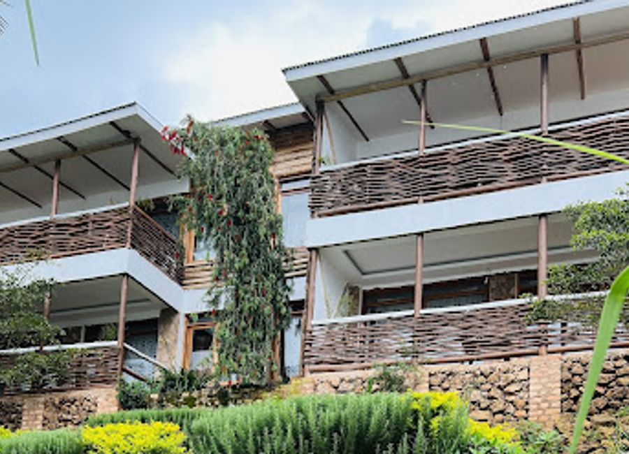 Experience serenity at Lake Bunyonyi Rock Resort—your perfect lakeside getaway in Uganda with stunning views and endless adventures.