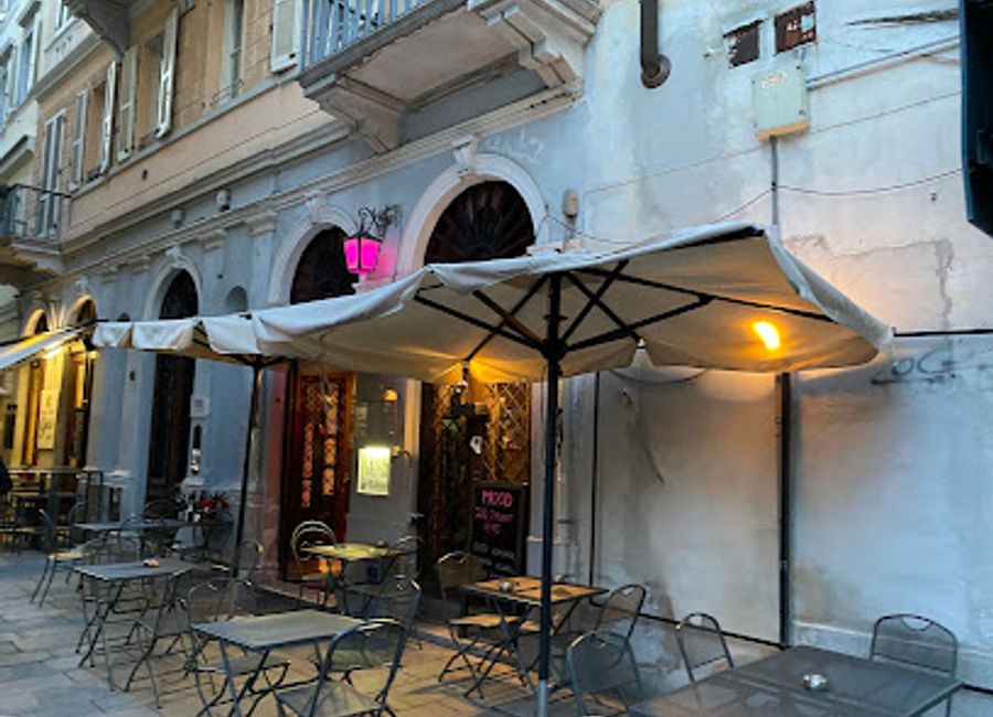 Experience culinary innovation at Ristorante Trieste Mood - where Italian tradition meets modern fusion cuisine in a cozy setting.