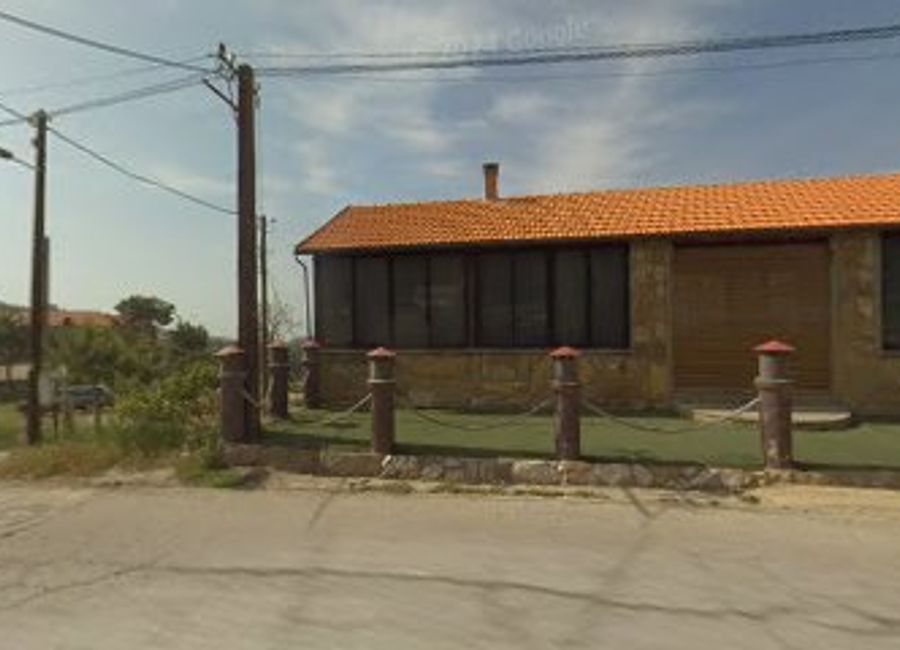 Experience authentic Lebanese flavors at Legno Resto Pub - where every meal is a celebration of culinary excellence.