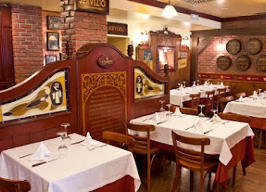 Savor authentic Italian cuisine at Restaurant La Tagliatella in Tarragona - where every dish is a celebration of Mediterranean flavors.