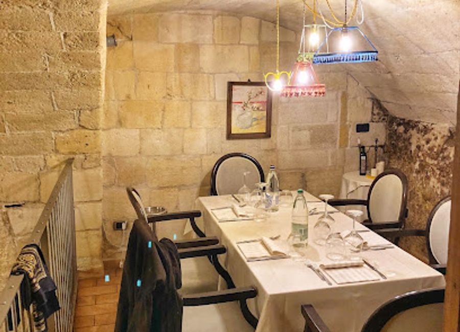 Discover Tracce: A Seafood Haven Offering Authentic Italian Cuisine in Gravina in Puglia.