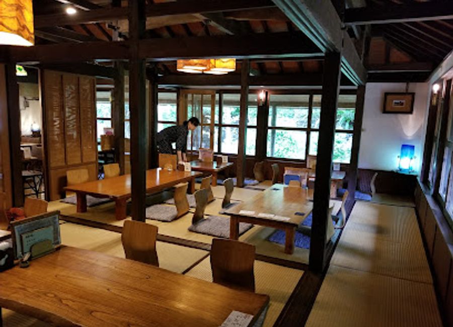 Discover authentic Okinawan cuisine at Funakura-no-sato—where traditional flavors meet modern izakaya style in the heart of Ishigaki.