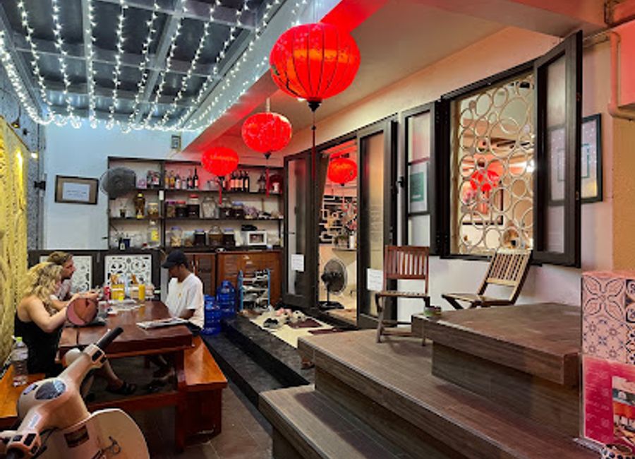 Discover the authentic taste of Vietnam at Maison Trang, where tradition meets flavor in every delightful dish.