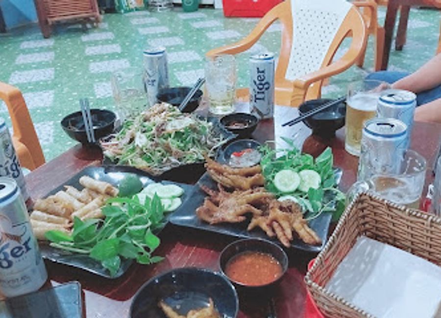 Experience authentic Vietnamese cuisine at Quán Nhậu Cây Bàng in Buôn Ma Thuột - where every meal is a celebration.