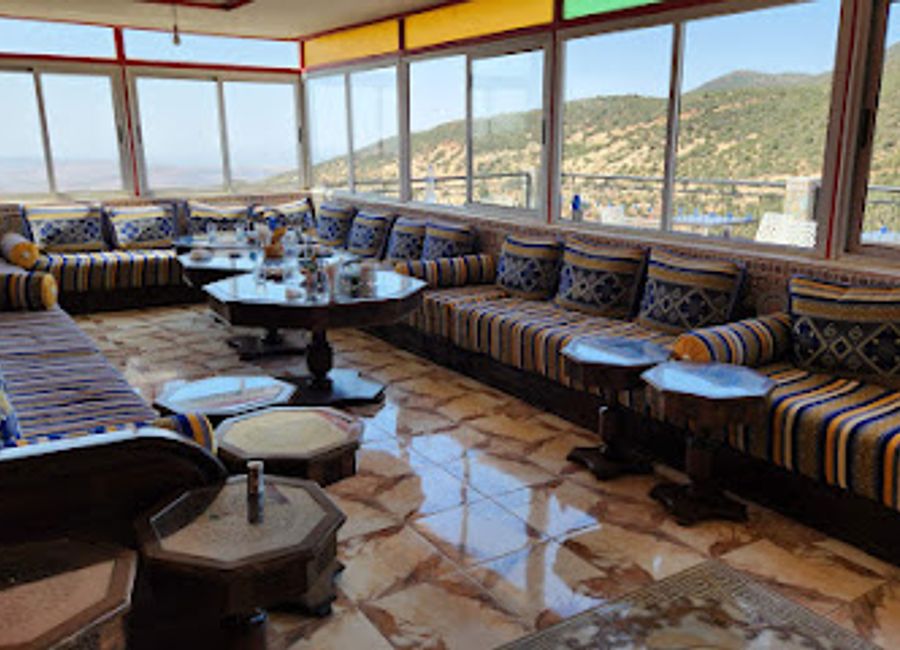 Experience the essence of Moroccan culture through exquisite dishes at Restaurant Barka Tizi in the picturesque Atlas Mountains.