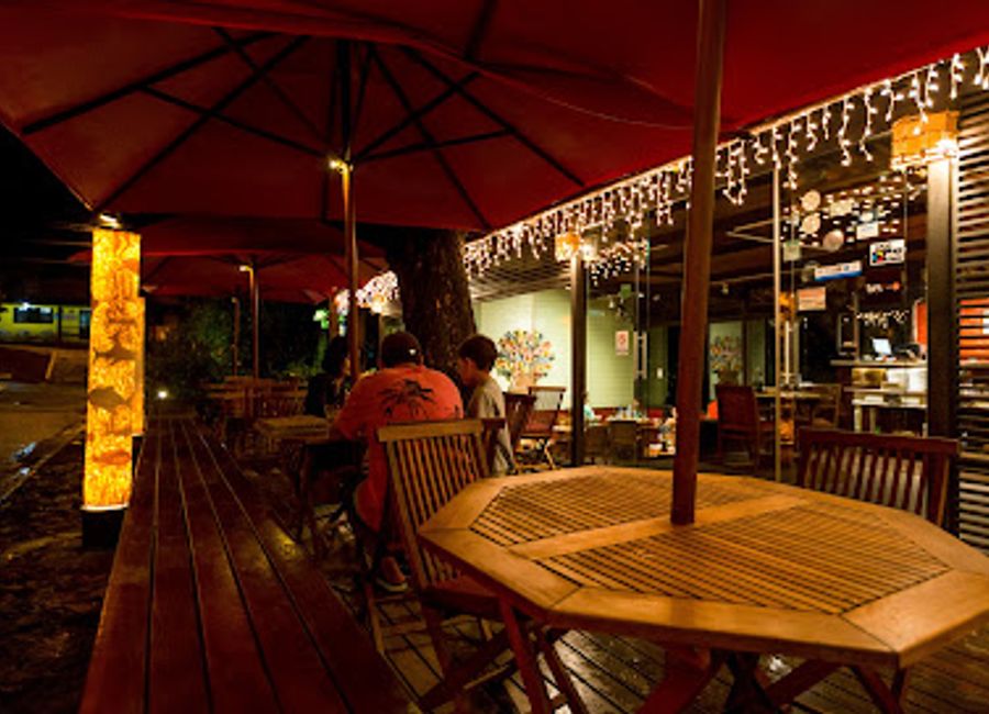 Discover exquisite seafood dining at Restaurante Xica da Silva in Fernando de Noronha - renowned for authentic Brazilian flavors and breathtaking views.