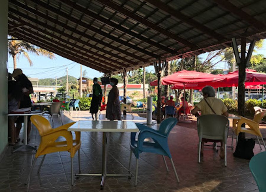 Experience authentic Mozambican cuisine at Roaz do Indico, where fresh seafood meets stunning ocean views in Ponta do Ouro.