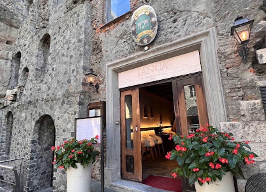 Discover exquisite Italian dining at Ianua Ristorante in Aosta, where every dish tells a story of tradition and flavor.
