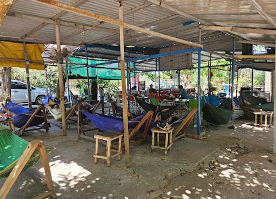 Experience authentic Vietnamese cuisine at TYNA Food & Coffee in scenic Côn Đảo - a bistro where flavors meet tranquility.