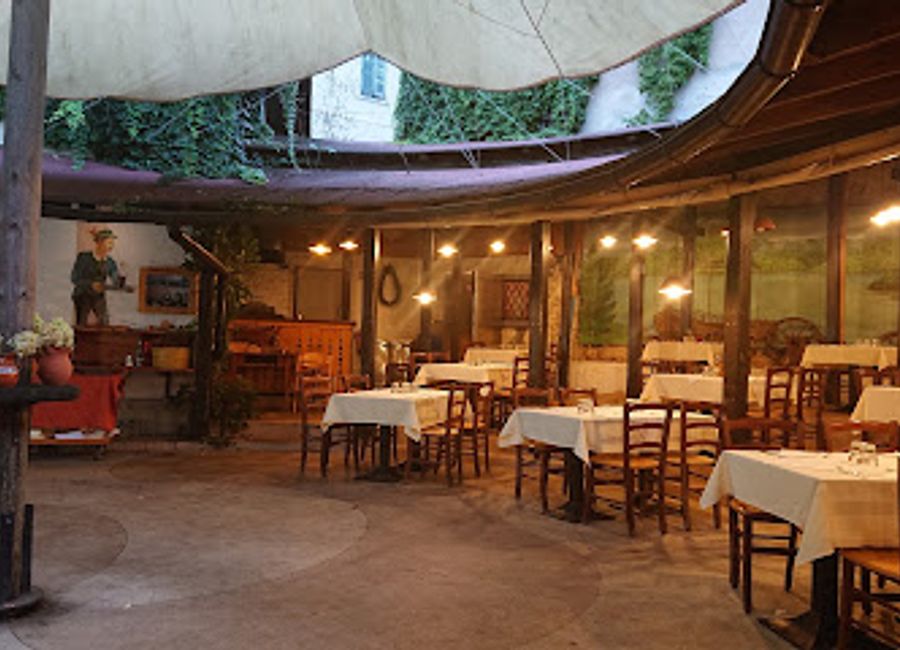 Experience authentic Slovenian cuisine at Gostilna Murka in beautiful Bled - a culinary gem with stunning views.