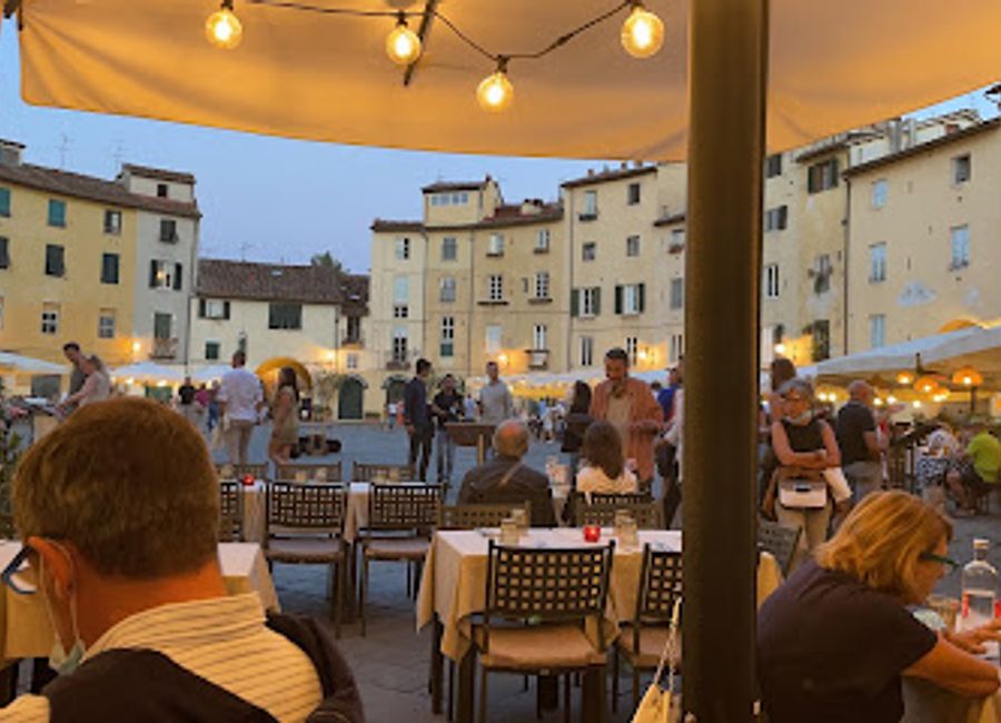 Experience authentic Italian cuisine at Sottosotto in Lucca, where tradition meets modernity in every delicious bite.