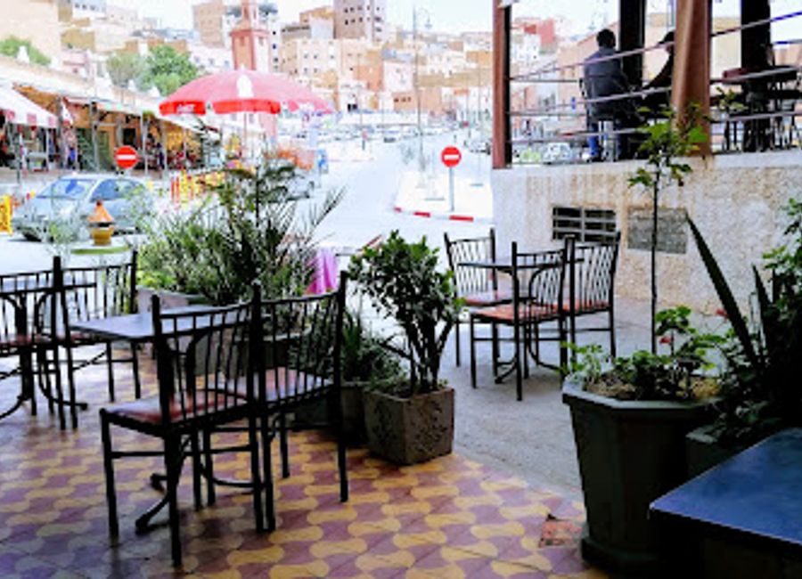 Discover authentic Moroccan cuisine and warm hospitality at Hôtel - Restaurant BOUGAFER in Boumalne Dadès.