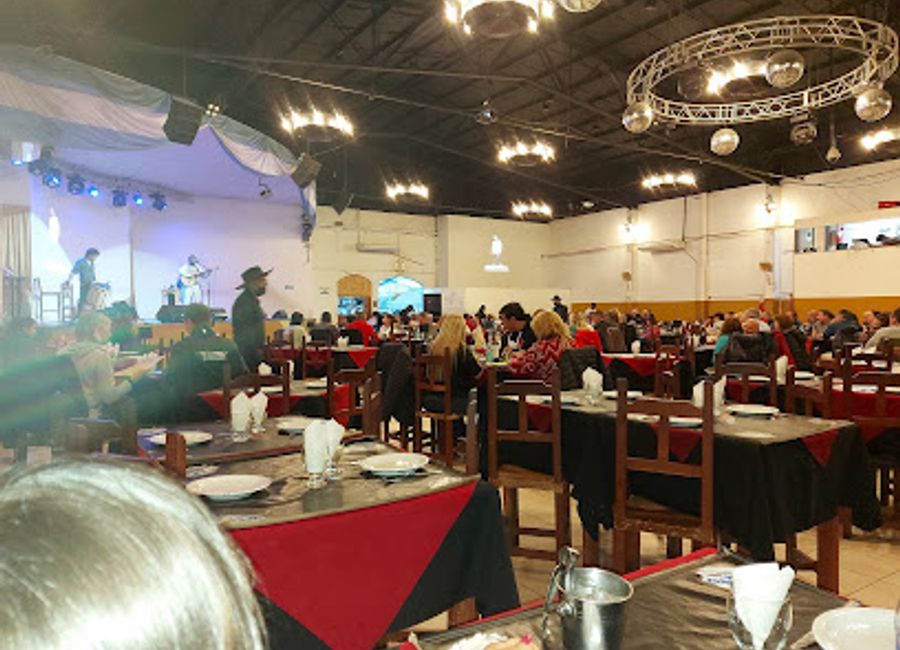 Discover authentic Argentinian cuisine at La Nueva Mega Peña La Panadería del Chuña – where flavor meets culture in Salta.