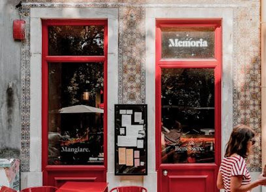Experience authentic Italian cuisine at Memoria in Lisbon, where traditional flavors meet local ingredients in a cozy setting.
