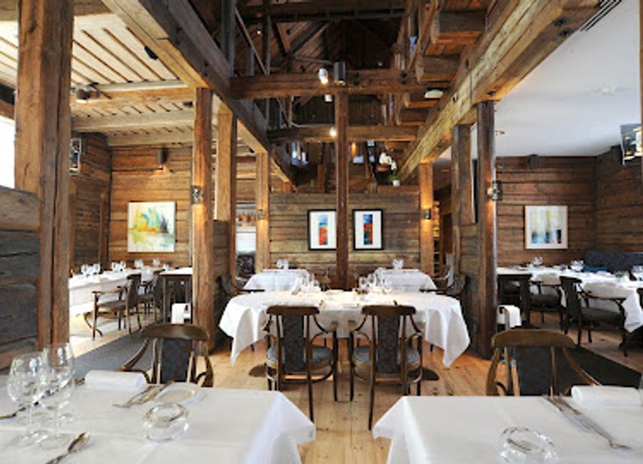 Experience exquisite seafood dining at Sjömagasinet in Gothenburg, where tradition meets culinary artistry by the beautiful waterfront.